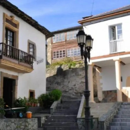 Casa Del Centro De Puerto De Vega. Navia. Asturias Dom wakacyjny